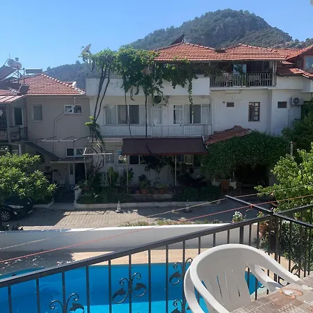 Bed & Breakfast Kristal *