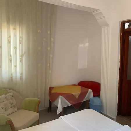 Kristal Bed & Breakfast *