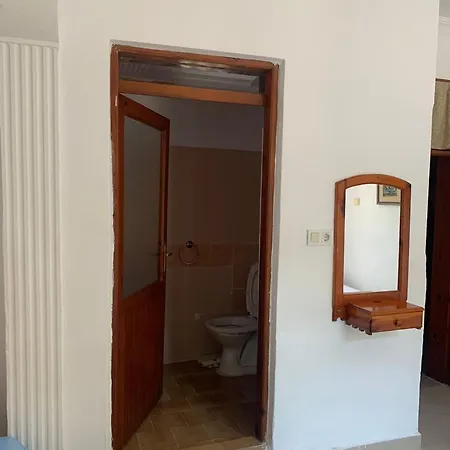 Kristal Bed & Breakfast