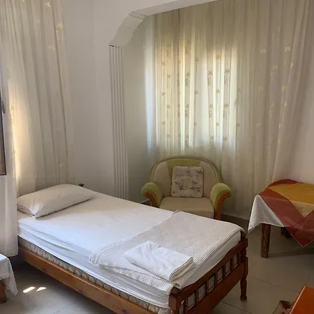 Bed and breakfast Kristal *