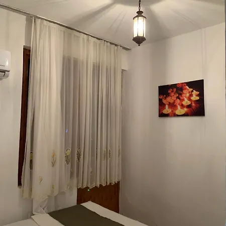 Kristal Bed & Breakfast