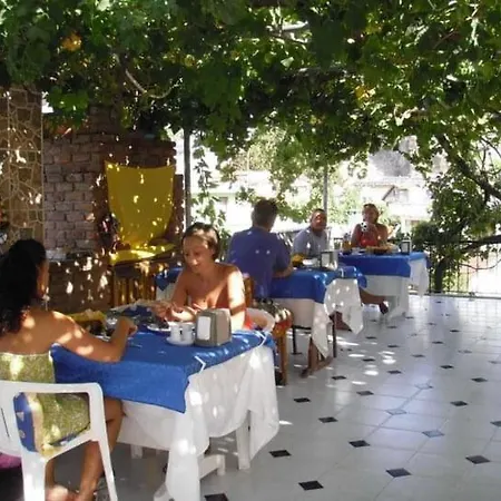 Alojamento de Acomodação e Pequeno-almoço Kristal