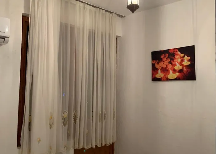 Kristal Oda ve Kahvaltı